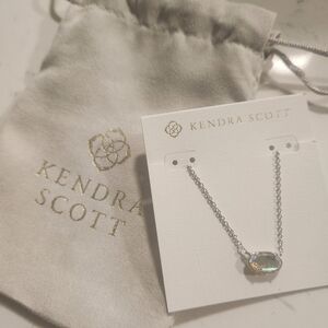 NWT Kendra Scott Grayson Silver Pendant Necklace in Dichroic Glass